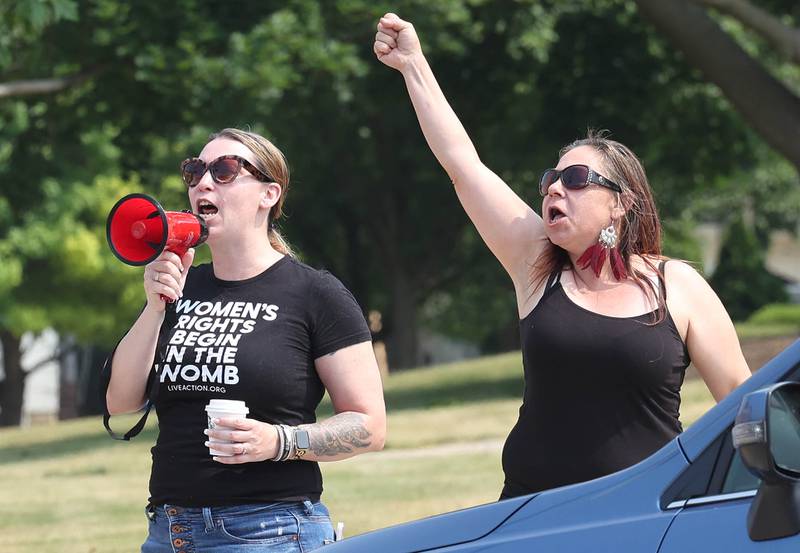 Photos Protesters Gather Outside Dekalb County Courthouse To Push For Harsher Sentences For Sex