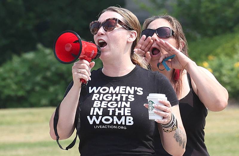 Photos Protesters Gather Outside Dekalb County Courthouse To Push For Harsher Sentences For Sex