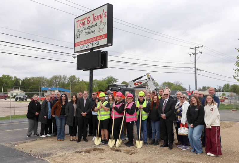 Tom & Jerry’s owners, employees and supporters participate in a groundbreaking ceremony Friday, May 1, 2026, to kick off the rebuilding of the restaurant at its previous location of 1670 DeKalb Avenue in Sycamore. Tom & Jerry’s was destroyed by a fire on January 31 and is currently operating at its temporary location at 265 West Peace Road in Sycamore.