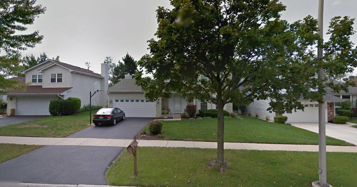 Single-family home sells for $485,000 in Lombard