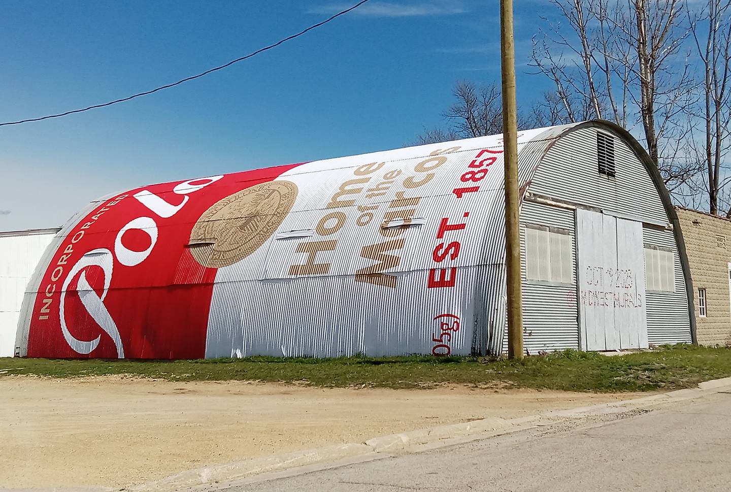 A quonset hut-style building in Polo looked forlorn up until 2023, when Polo artist Nick Gjonola turned it into a mural of a soup can.