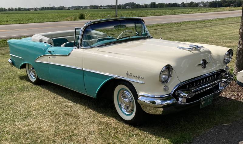 Photos by Steve Rubens - 1955 Oldsmobile Front