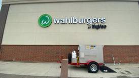 Wahlburgers at Peru Hy-Vee to close, Hy-Vee Market Grille to return