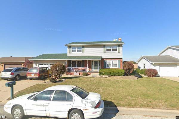 Streator: Single-family home goes for $142,000
