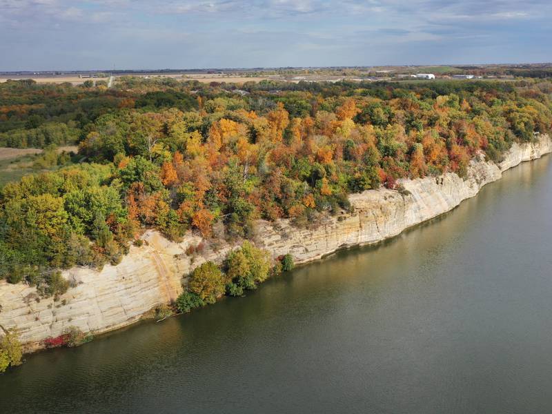 9 great places to hike in northern Illinois