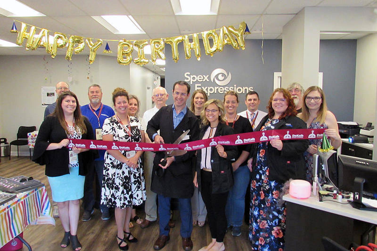 Spex Expressions celebrates anniversary – Shaw Local