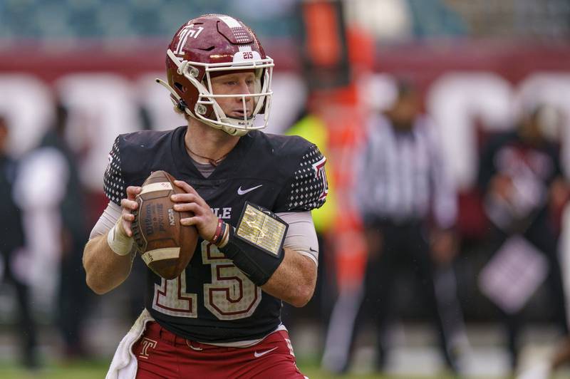 Temple quarterback Justin Lynch, a former standout at Mount Carmel and the younger brother of Jordan Lynch, announced he is transferring to Northern Illinois University on Monday.