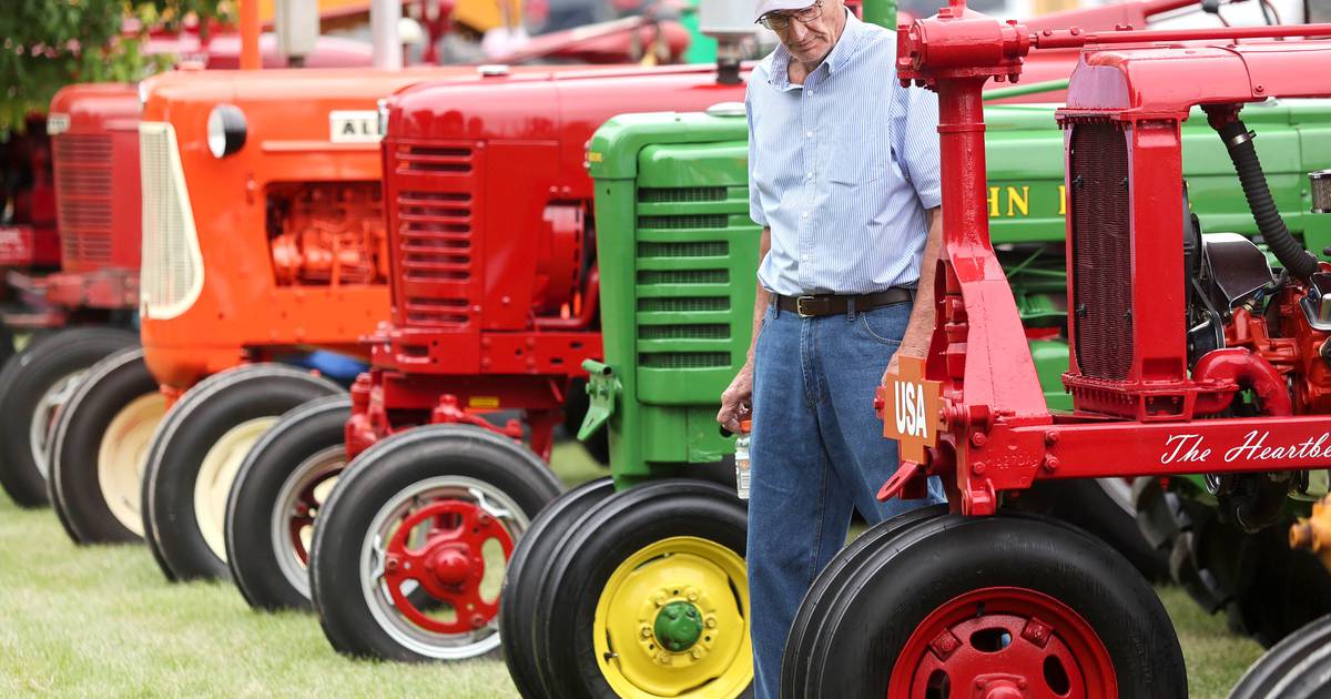 Photos Waterman Lions Club hosts Summerfest and Antique Tractor and