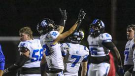 CCL/ESCC Week 8 Notebook: Mount Carmel holds off Fenwick, Iggy Amorrortu leads St. Francis over DePaul Prep