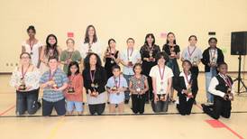 Joliet District 86 students awarded $1,000 college scholarships