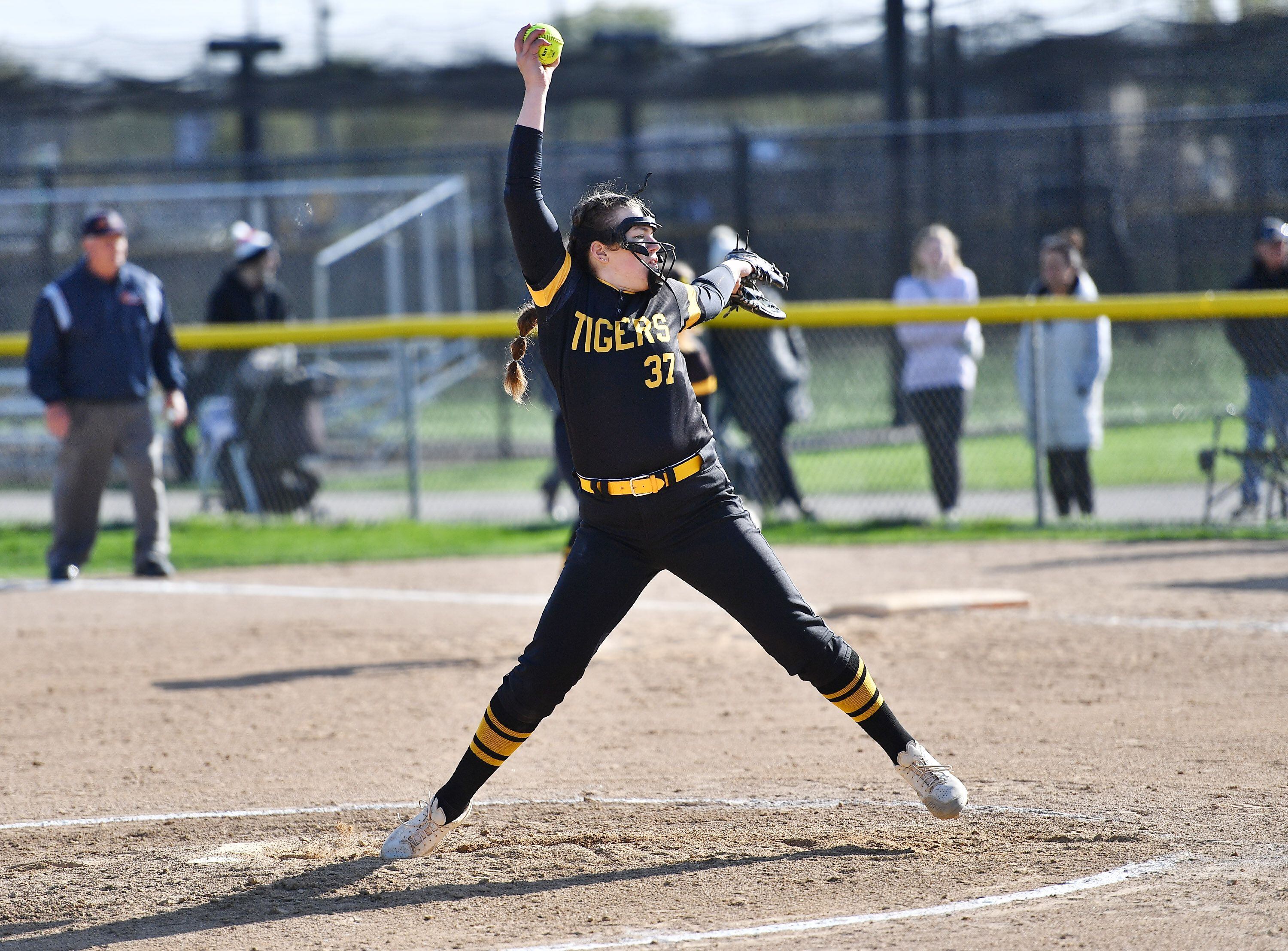 Joliet West's Madison Jadron pitches against Minooka.