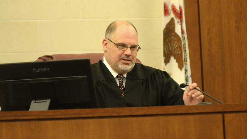 Ogle County judge to allow jurors to see majority of crime scene photos in 2016 deaths of mother, 3-year-old 