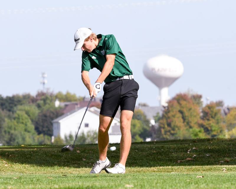 Eli Hoover of Plainfield Central tees off during the Plainfield Central regional on Wednesday Oct. 1, 2025, held at Wedgewood Golf Course in Plainfield.