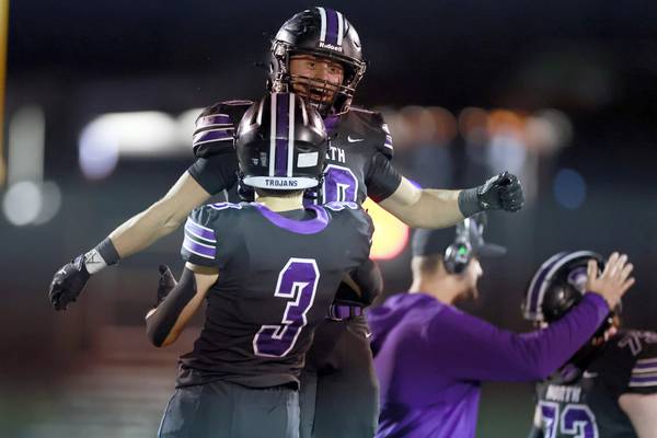 Downers Grove North, behind stellar defensive effort, defeats Prospect to return to Class 7A second round