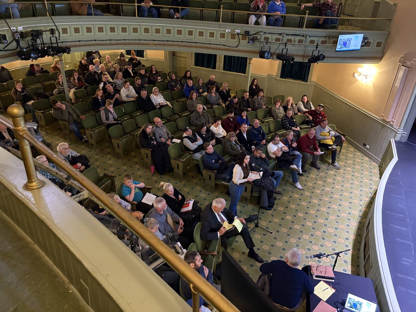 Kathleen Morrow speaks against a proposed gravel pit during a Woodstock Plan Commission meeting Jan. 15, 2026.