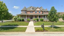 Orland Park: Four-bedroom home sells for $840,000