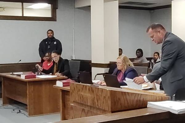 Kankakee County prosecutors still need information from expert witness in Harris case 