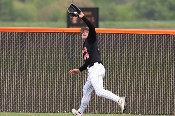 Evan Johnson 2-out triple keys DeKalb’s 6-run 6th before game suspended in 6-6 tie against Neuqua Valley
