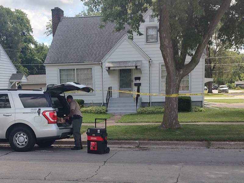 Update: Authorities investigate apparent murder-suicide involving three people in Bradley
