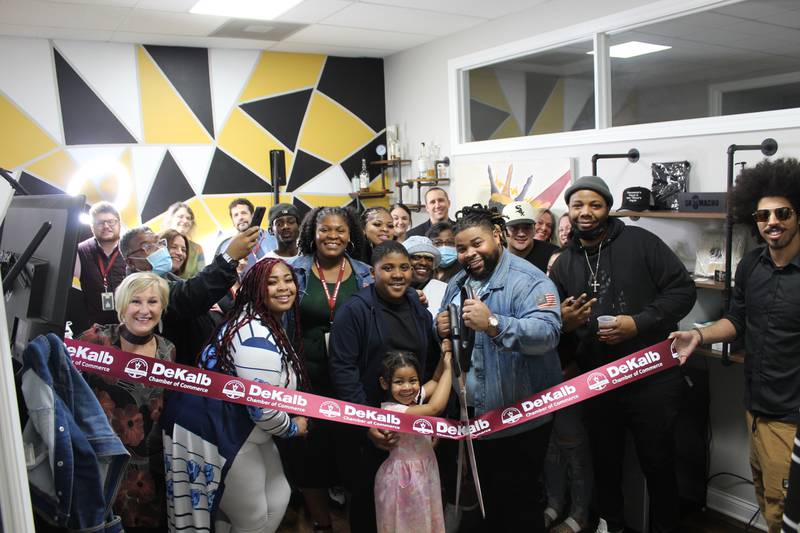 DeKalb Chamber of Commerce ribbon cutting at Ike Scissor Hands. Photo provided the DeKalb Chamber of Commerce.