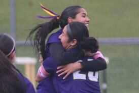 Mendota edges Princeton 1-0 for first regional title since 2012