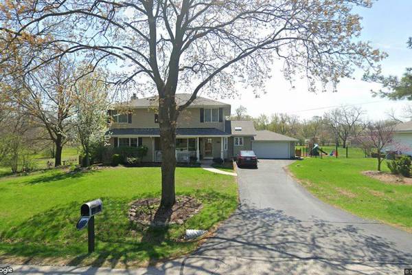 Downers Grove: Single-family home sells for $925,000