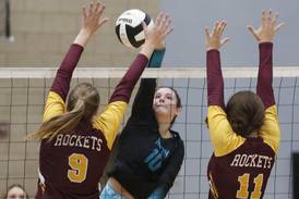 Photos: Richmond-Burton vs. Woodstock North in a KRC girls volleyball matchup 