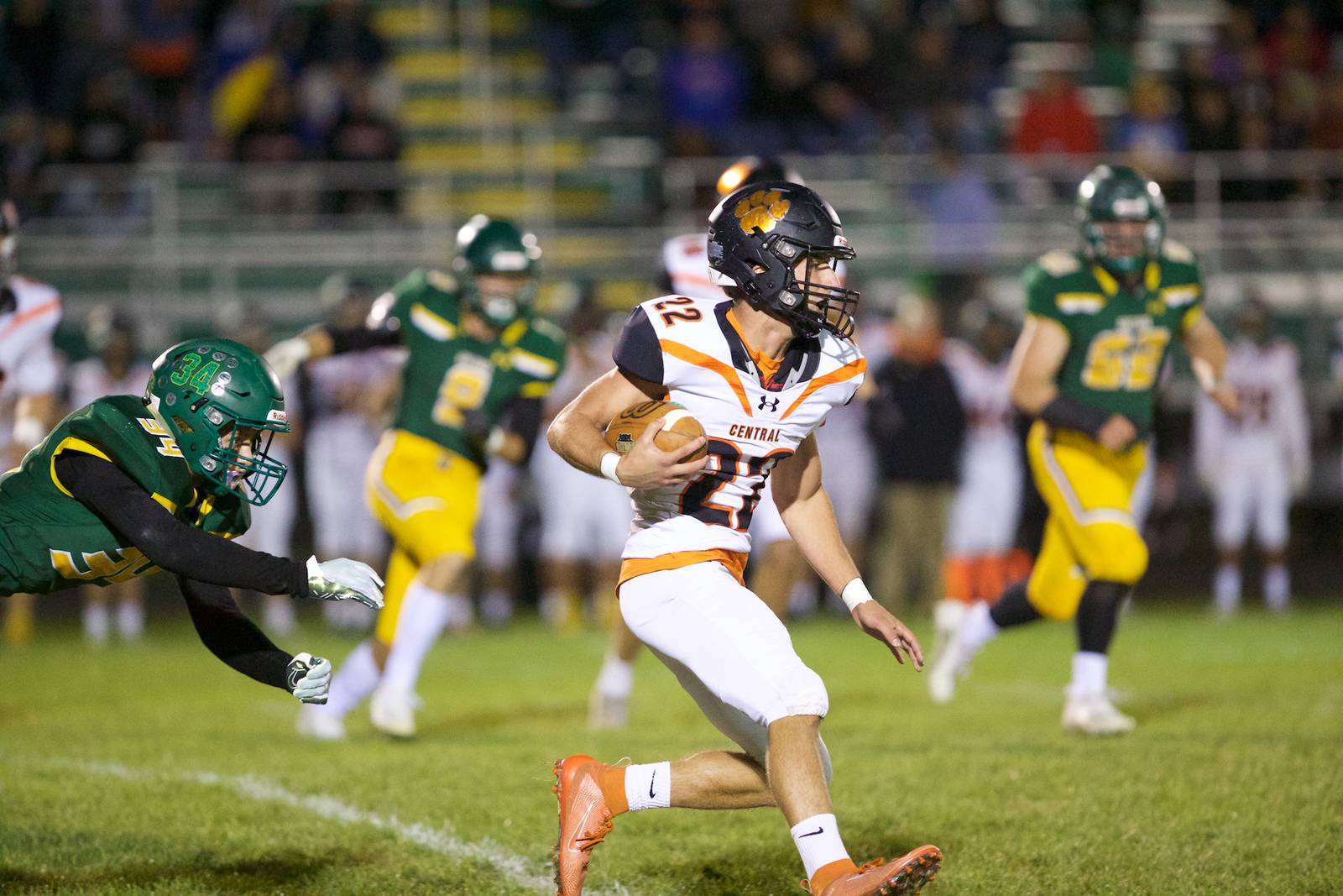 live-coverage-scores-week-8-mchenry-vs-crystal-lake-central