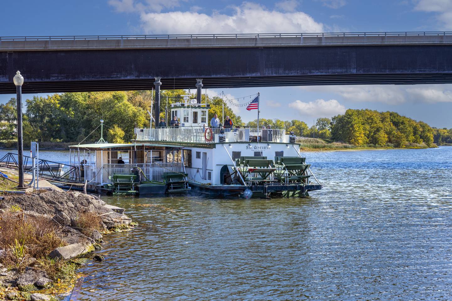 The Sainte Genevieve Riverboat, a charming replica of a 19th-century paddlewheeler, is one of several ways to explore the waters of Starved Rock Country.

Photo provided by Heritage Corridor Destinations