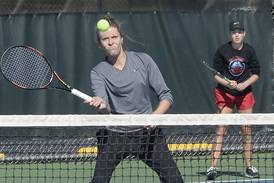 Girls tennis: Ottawa wins sectional title, sending 3 entries to state