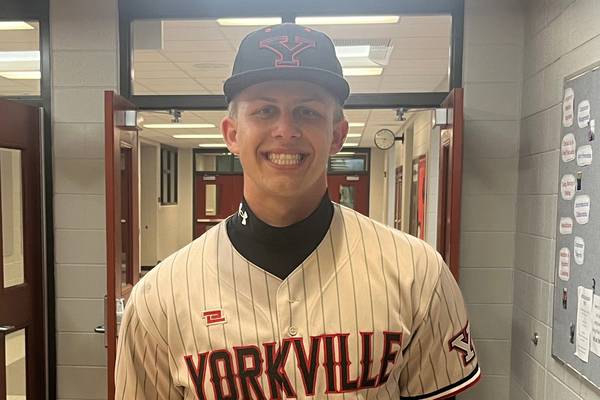 Yorkville’s Frankie Pavlik, known for bullpen heat,gets key hit to power Foxes past Oswego