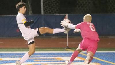 Photos: Mendota vs. Normal U-High in the Class 1A State soccer semifinals