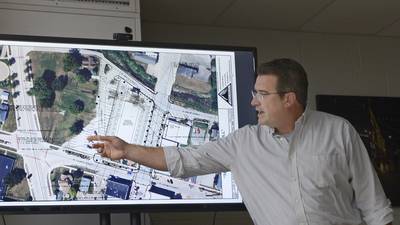 Utica retail plaza gets thumbs-up
