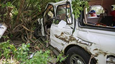 Driver seriously injured in crash with semitruck near Harvard 