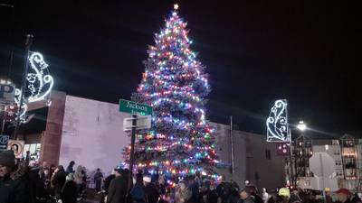 Oswego to become winter wonderland for annual Christmas Walk 