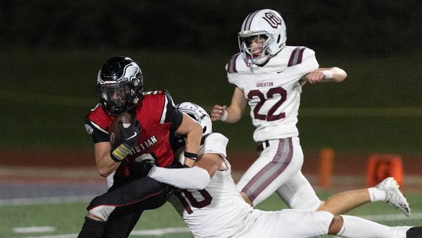 Aurora Christian stops game-winning two-point conversion, holds on to defeat Wheaton Academy