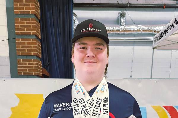 Joliet Central’s Maverick Lewis draws 3 state archery championships