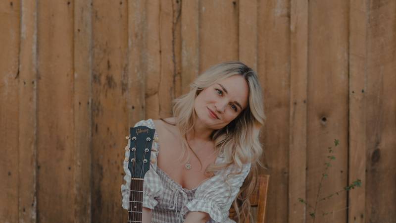 Folk singer-songwriter Jessica Willis Fisher to perform at Ottawa’s Restaurant at Heritage Harbor Feb. 15 