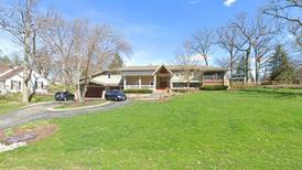 Single-family home sells for $732,000 in North Aurora