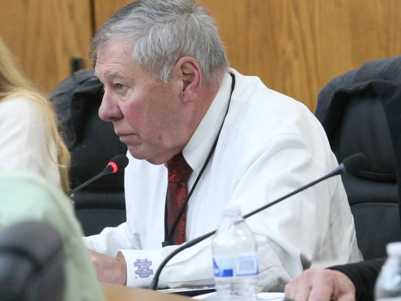 La Salle Co. election judge pay raise back on the table