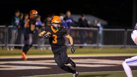Owen Yorke runs wild, goes for five touchdowns to help Wheaton Warrenville South over St. Charles North