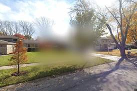 St. Charles: Single-family home goes for $416,000