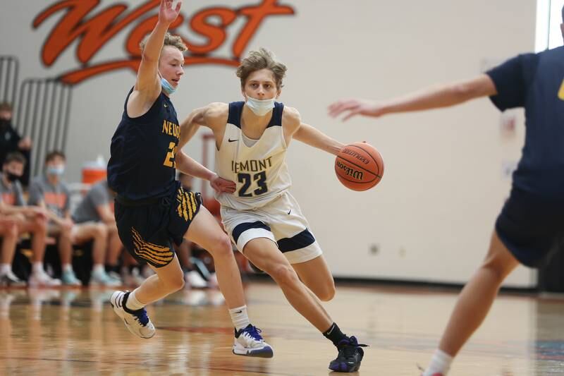 Lemont’s Nojus Indrusaitis drives to the basket against Neuqua Valley in the Warrior Showdown shootout at Lincoln-Way West. Saturday, Jan. 29, 2022 in New Lenox.