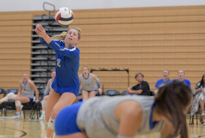 St. Charles North's Meg Kalenowski (2) returns the ball against Benet during a game on Wednesday, September 20, 2023.