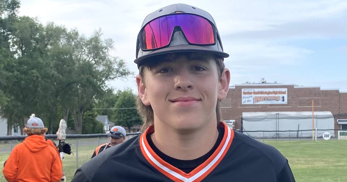 Freshman Case Christensen pitches Gardner-South Wilmington past Woodland/Flanagan-Cornell in regional opener