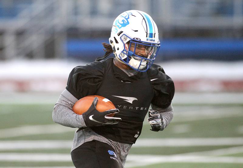 Photos St. Charles North football practice Shaw Local