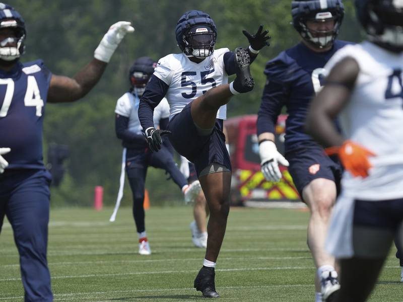 Bears training camp update: How Dayo Odeyingbo can help elevate team’s pass rush
