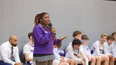 Manteno, Bishop McNamara come together for Safe Harbor night to benefit Harbor House