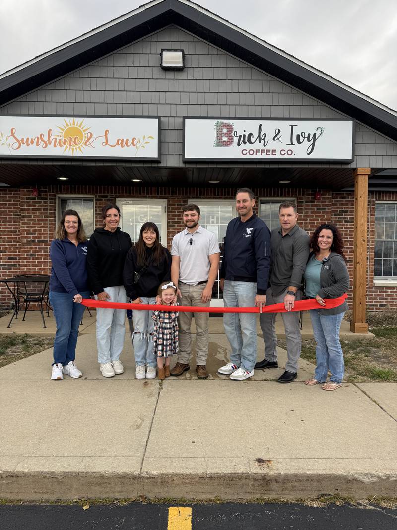 Logan and Camryn Deadmond, owners of Brick & Ivy Coffee Co. in Channahon cut the official ribbon to their new business with a Channahon Minooka Chamber/Grundy Chamber ribbon cutting. The Deadmonds were joined by Channahon officials, their family, staff, and Chamber representatives.