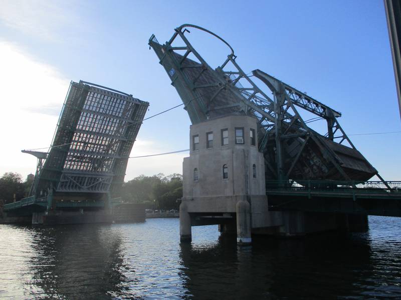 Joliet’s Jefferson Street bridge scheduled to reopen Monday